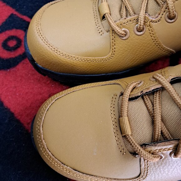 Size 7Y Nike GS Manoa Boot Wheat Black Wheat HF0750-700 Youth - Picture 8 of 11